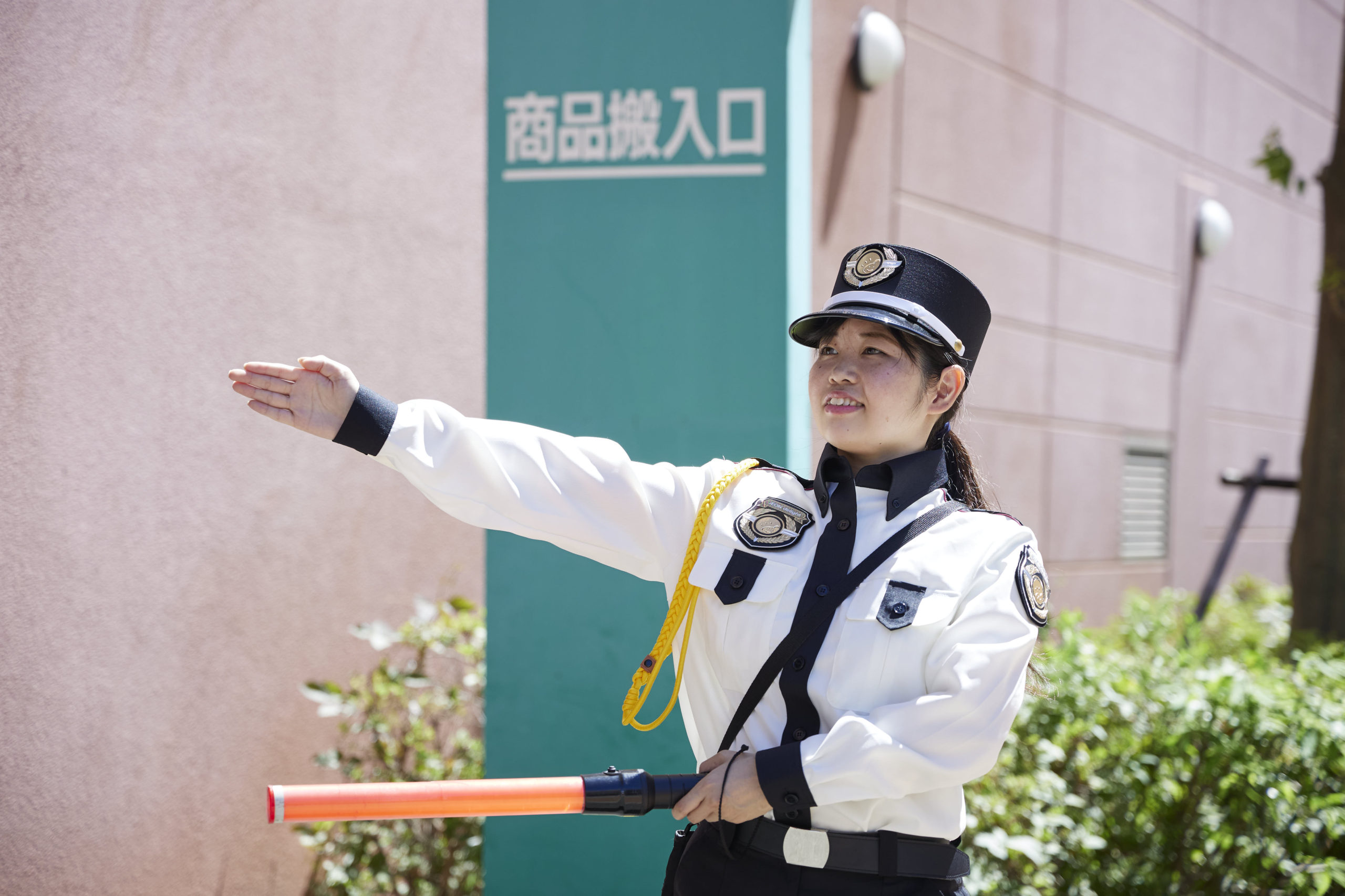 商業施設警備/KITTE博多/経験者募集！/女性も活躍中！