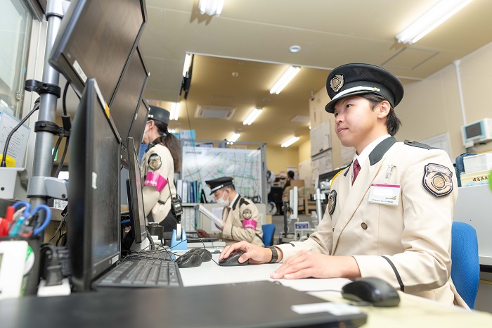 イオングループ商業施設の常駐警備/シニア層歓迎/正社員