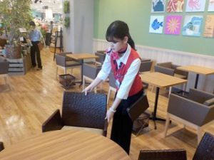 リカーショップの接客販売/高時給/社会保険完備