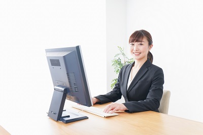 津市内のイオングループ企業での営業事務／土日祝休み
